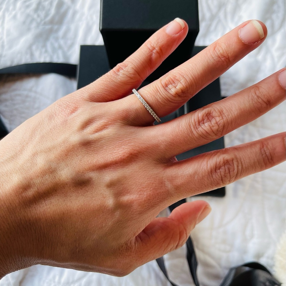 Vera Wang Diamond Wedding Band